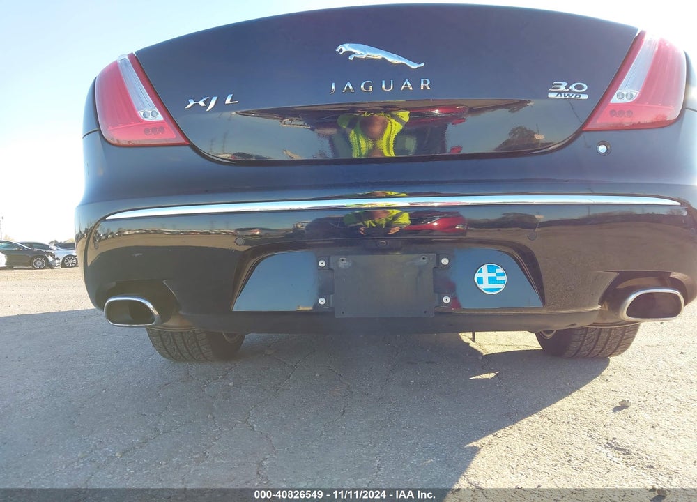 2013 JAGUAR XJ XJL PORTFOLIO VIN: SAJWJ2GD0D8V45605