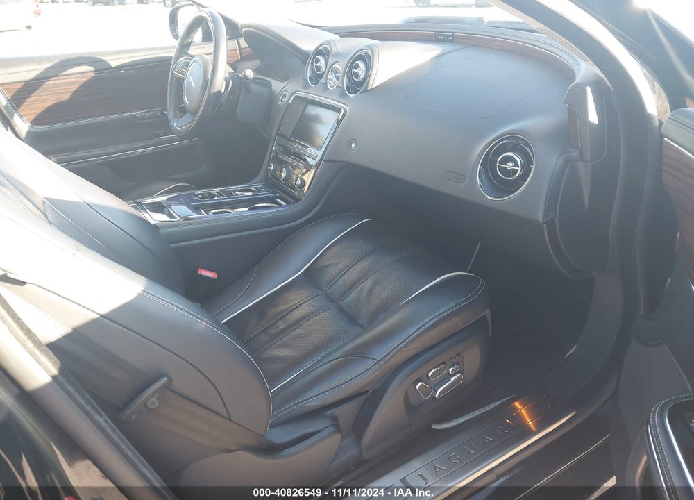 2013 JAGUAR XJ XJL PORTFOLIO VIN: SAJWJ2GD0D8V45605