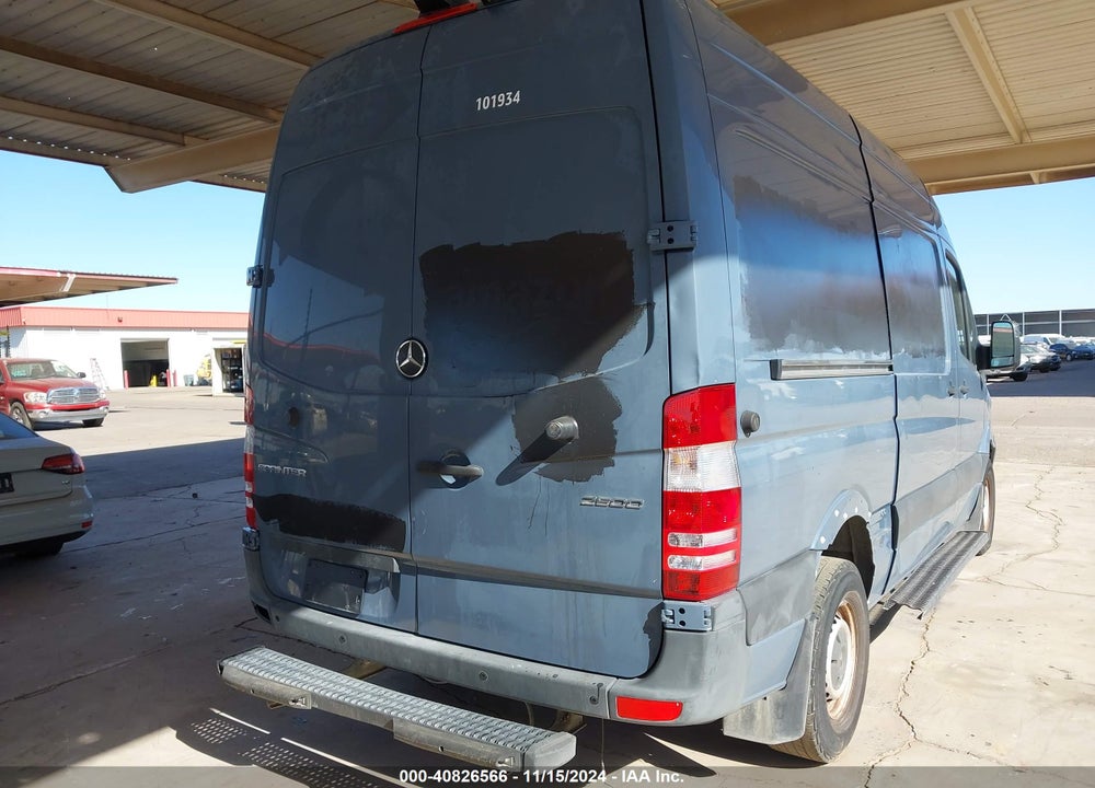 2018 MERCEDES-BENZ SPRINTER 2500 STANDARD ROOF V6 VIN: WD3PE7CD4JP645440