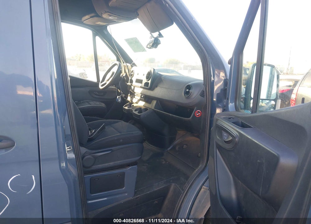 2019 MERCEDES-BENZ SPRINTER 2500 HIGH ROOF V6/STANDARD ROOF V6 VIN: WD4PF0CD1KT004741