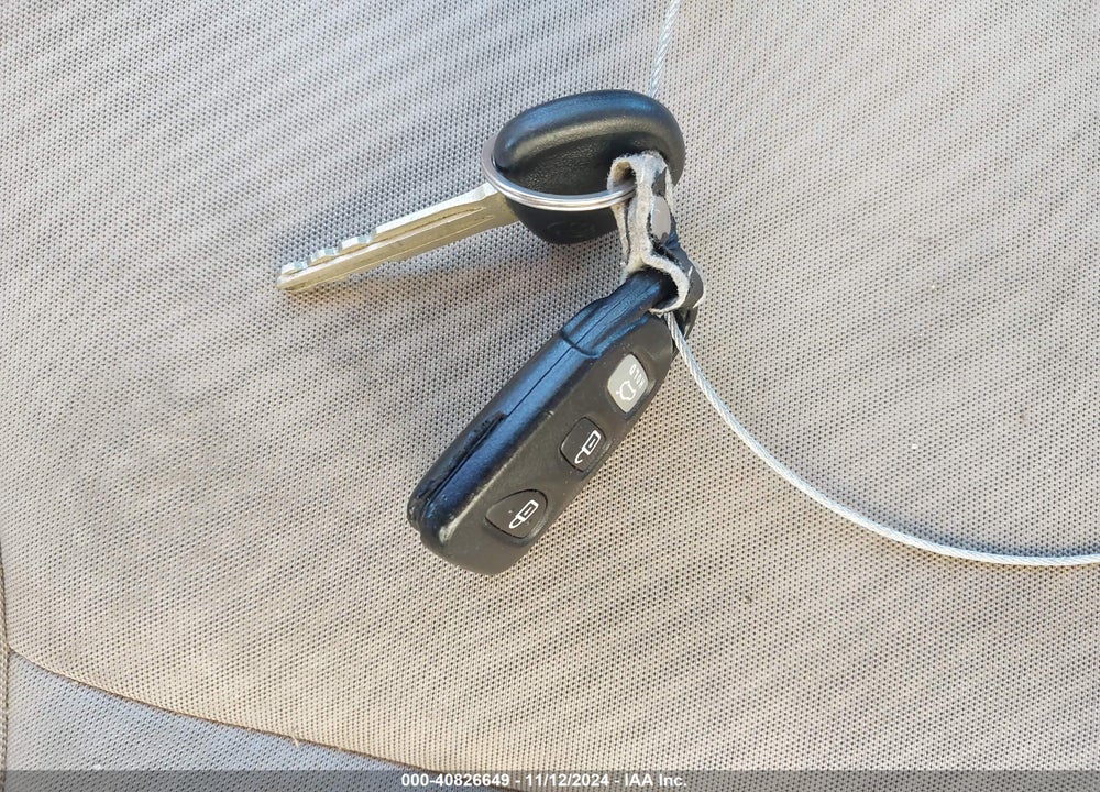 2013 HYUNDAI ELANTRA GLS VIN: KMHDH4AE5DU745610