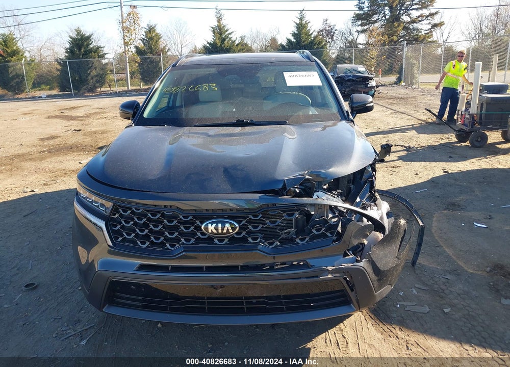 2021 KIA SORENTO S VIN: 5XYRLDLC3MG038883