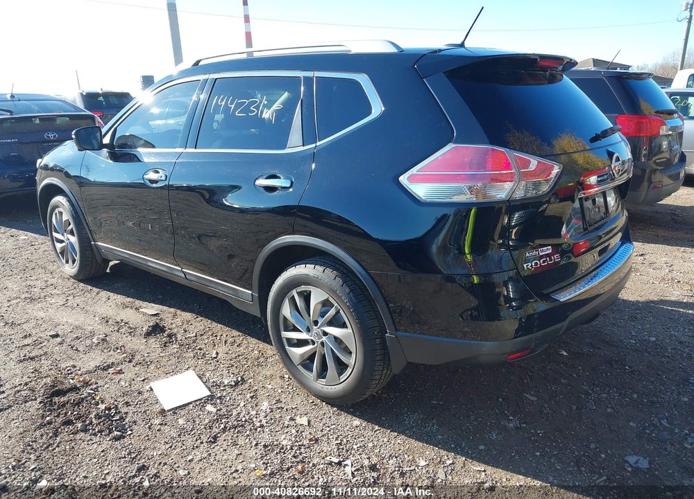 2015 NISSAN ROGUE SL VIN: 5N1AT2MV1FC828476