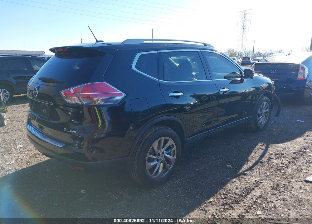 2015 NISSAN ROGUE SL VIN: 5N1AT2MV1FC828476