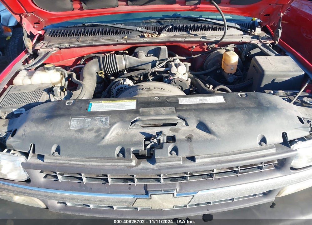 2000 CHEVROLET SILVERADO 1500 VIN: 2GCEC19W5Y1372458