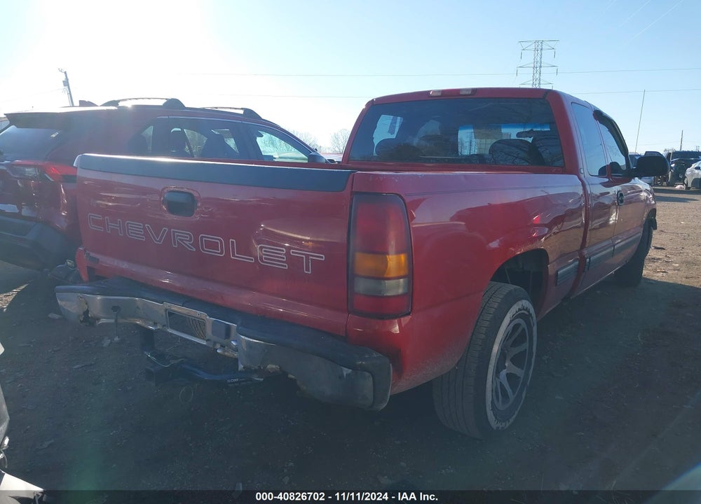 2000 CHEVROLET SILVERADO 1500 VIN: 2GCEC19W5Y1372458