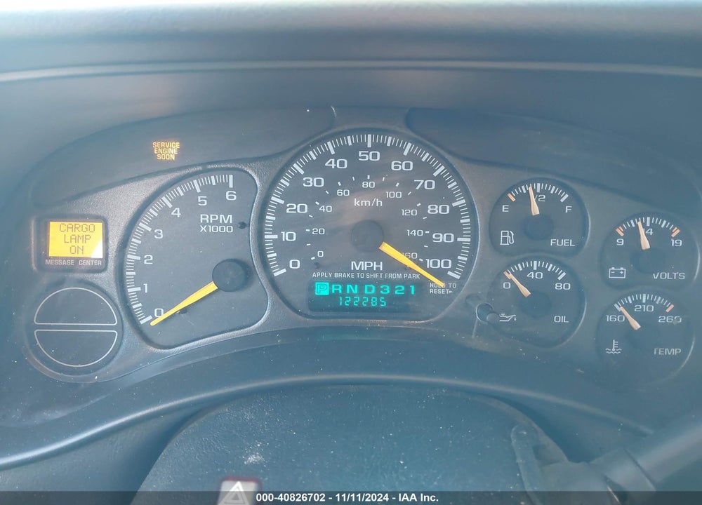 2000 CHEVROLET SILVERADO 1500 VIN: 2GCEC19W5Y1372458