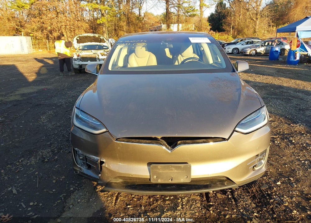 2016 TESLA MODEL X 60D/70D/75D/90D VIN: 5YJXCAE28GF003939