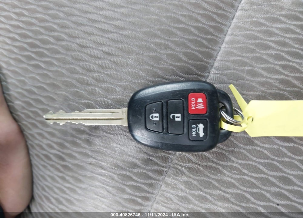 2015 TOYOTA COROLLA LE VIN: 2T1BURHE7FC320593