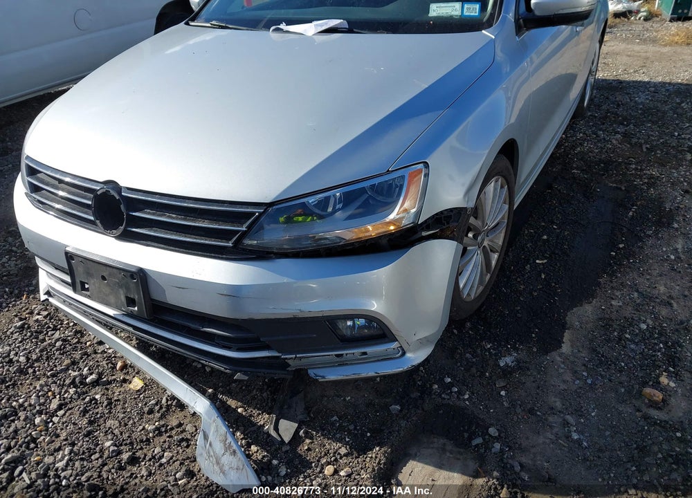 2015 VOLKSWAGEN JETTA 1.8T SE VIN: 3VWD17AJ0FM350407
