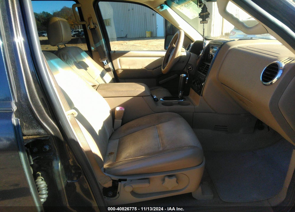 2007 FORD EXPLORER XLT VIN: 1FMEU73E27UB20911
