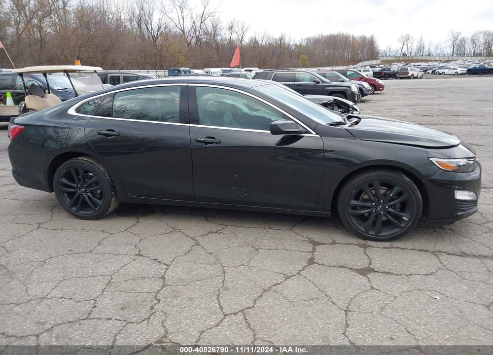 2022 CHEVROLET MALIBU FWD LT VIN: 1G1ZD5ST3NF111171