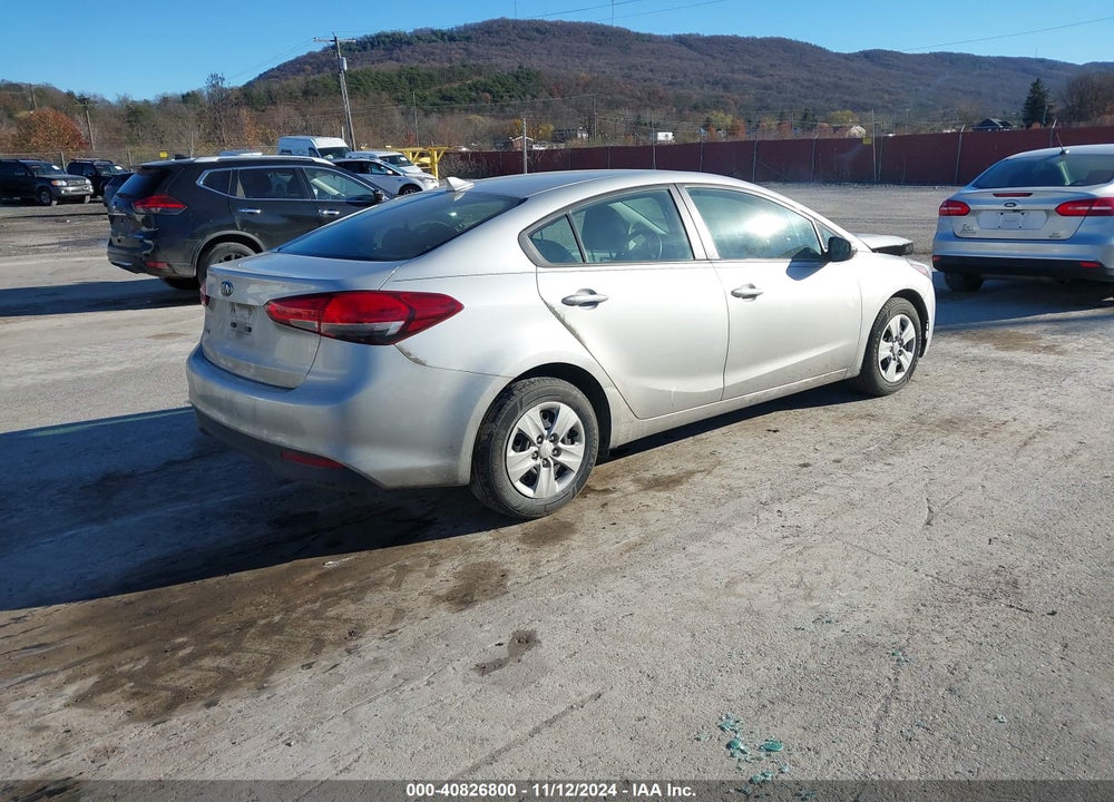 2017 KIA FORTE LX VIN: 3KPFK4A74HE072894