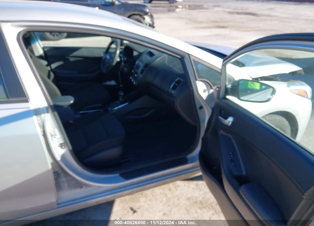 2017 KIA FORTE LX VIN: 3KPFK4A74HE072894