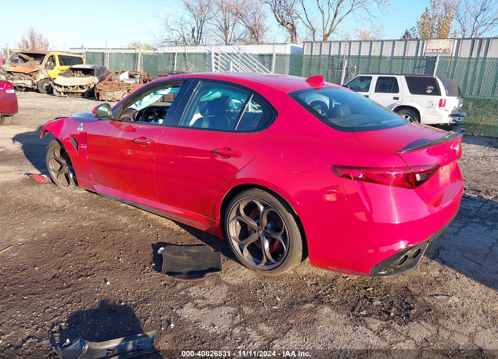 2017 ALFA ROMEO GIULIA QUADRIFOGLIO RWD VIN: ZARFAEAV7H7549878