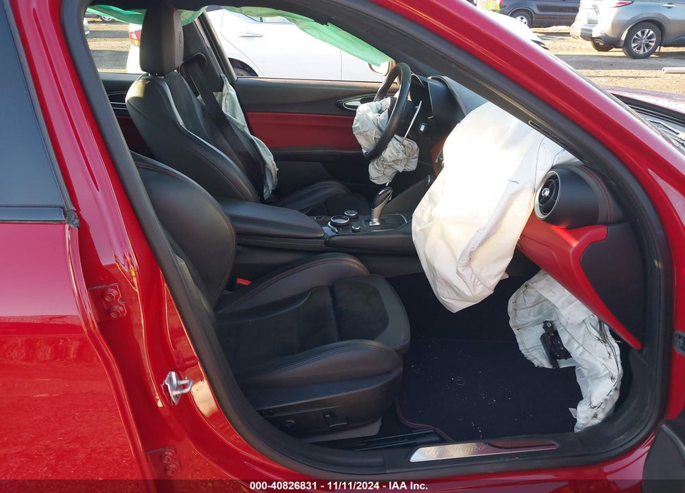 2017 ALFA ROMEO GIULIA QUADRIFOGLIO RWD VIN: ZARFAEAV7H7549878