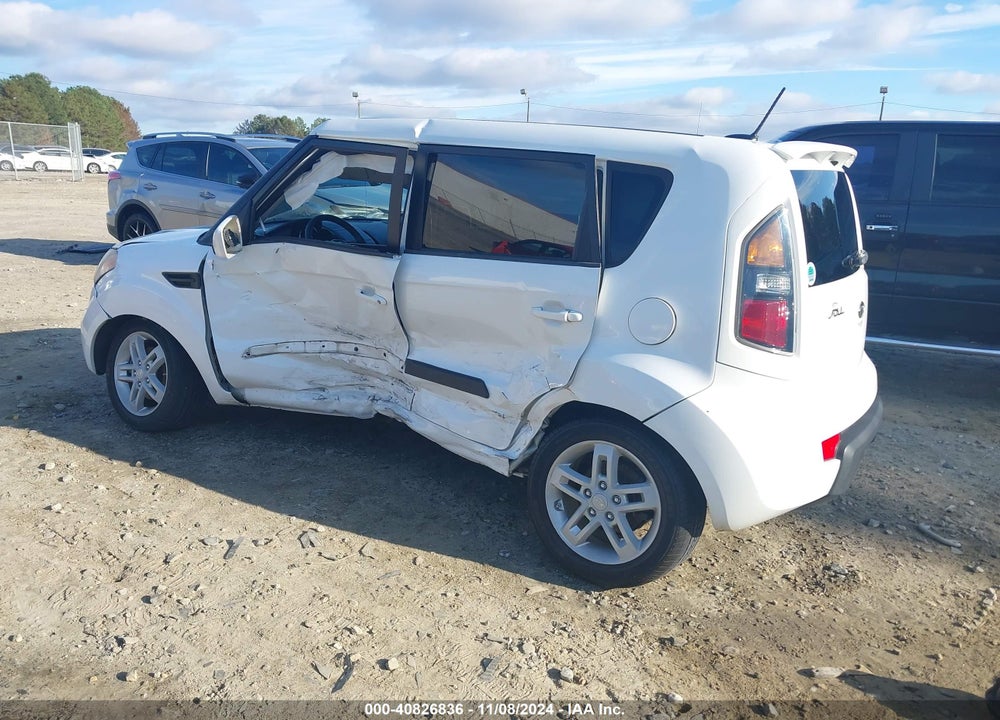 2011 KIA SOUL VIN: KNDJT2A29B7716638