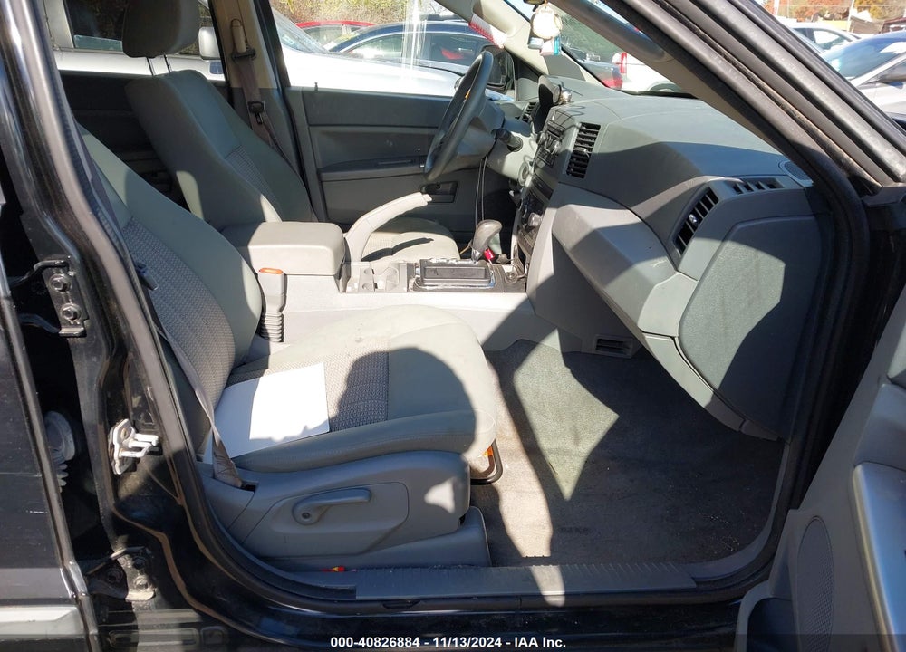 2007 JEEP GRAND CHEROKEE LAREDO VIN: 1J8GR48K17C659093