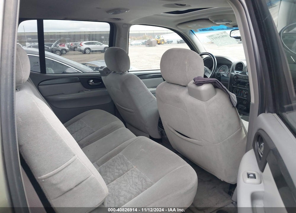 2005 GMC ENVOY XL SLE VIN: 1GKET16S856206378