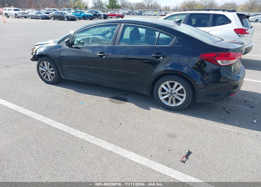 2017 KIA FORTE LX VIN: 3KPFL4A79HE016382