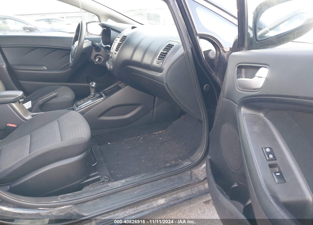 2017 KIA FORTE LX VIN: 3KPFL4A79HE016382
