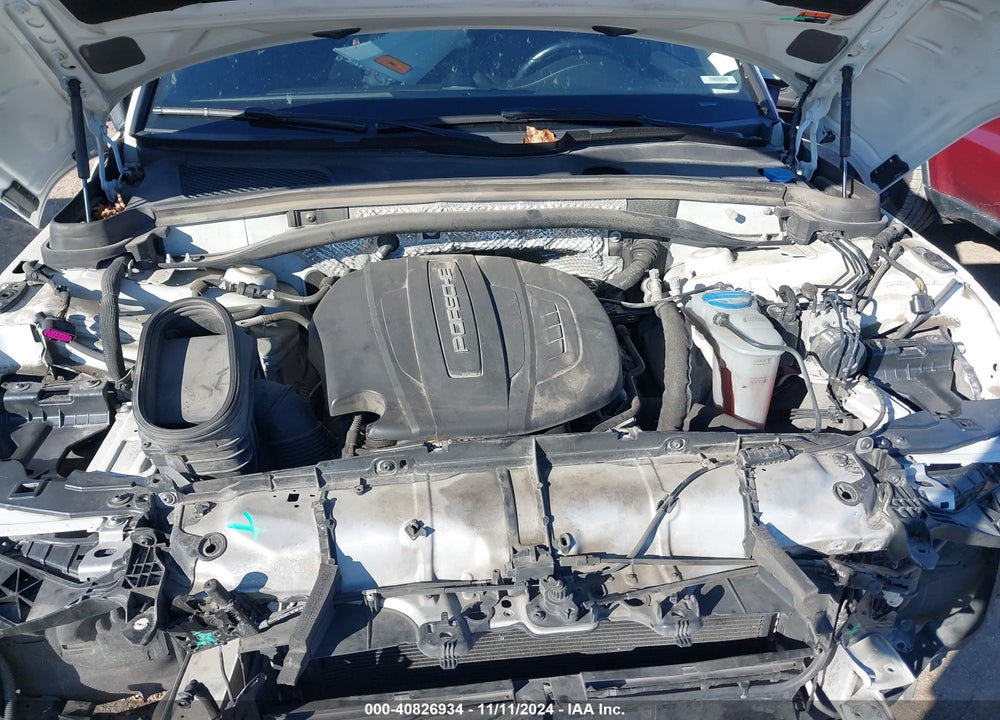 2018 PORSCHE MACAN VIN: WP1AA2A51JLB22940