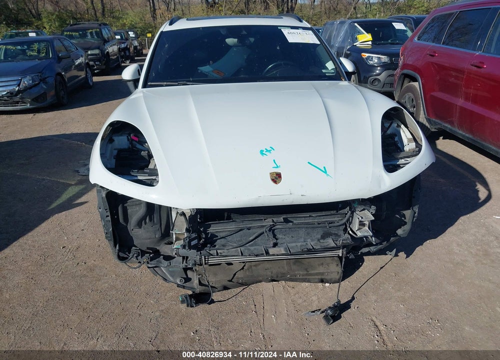 2018 PORSCHE MACAN VIN: WP1AA2A51JLB22940