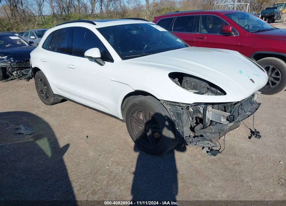 2018 PORSCHE MACAN VIN: WP1AA2A51JLB22940
