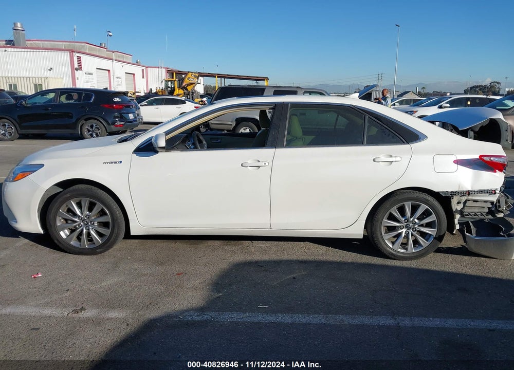 2015 TOYOTA CAMRY HYBRID XLE VIN: 4T1BD1FK4FU153862