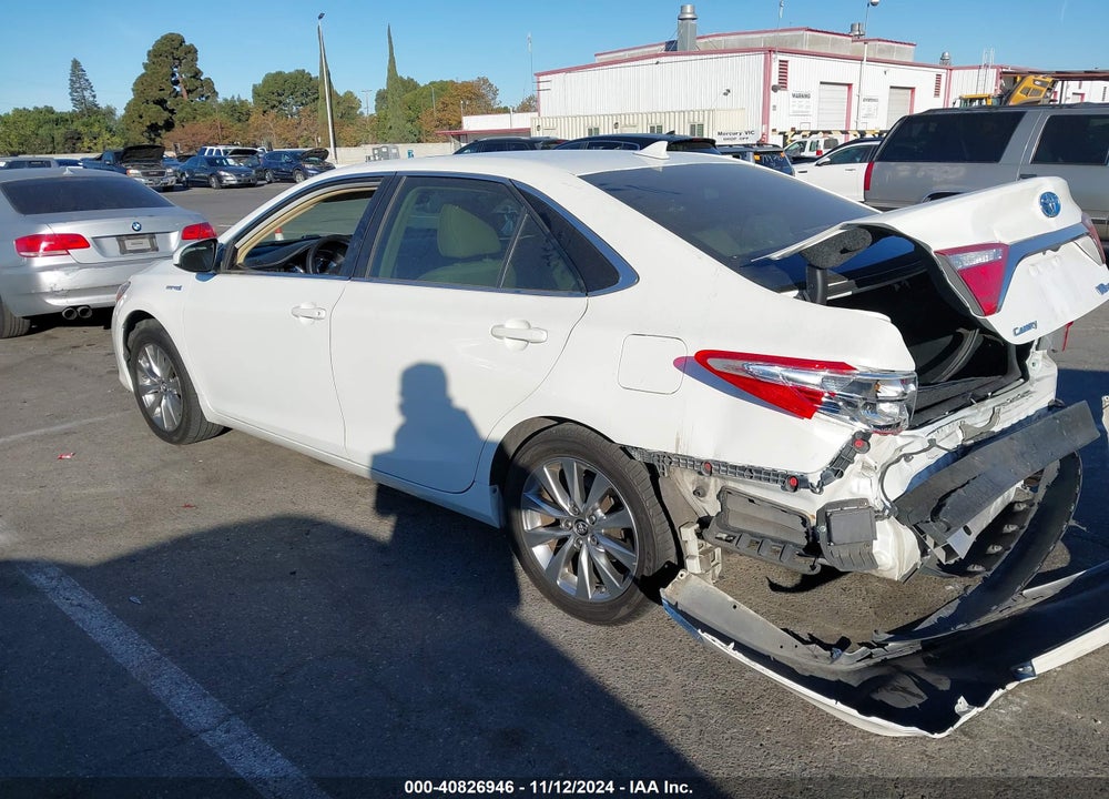 2015 TOYOTA CAMRY HYBRID XLE VIN: 4T1BD1FK4FU153862
