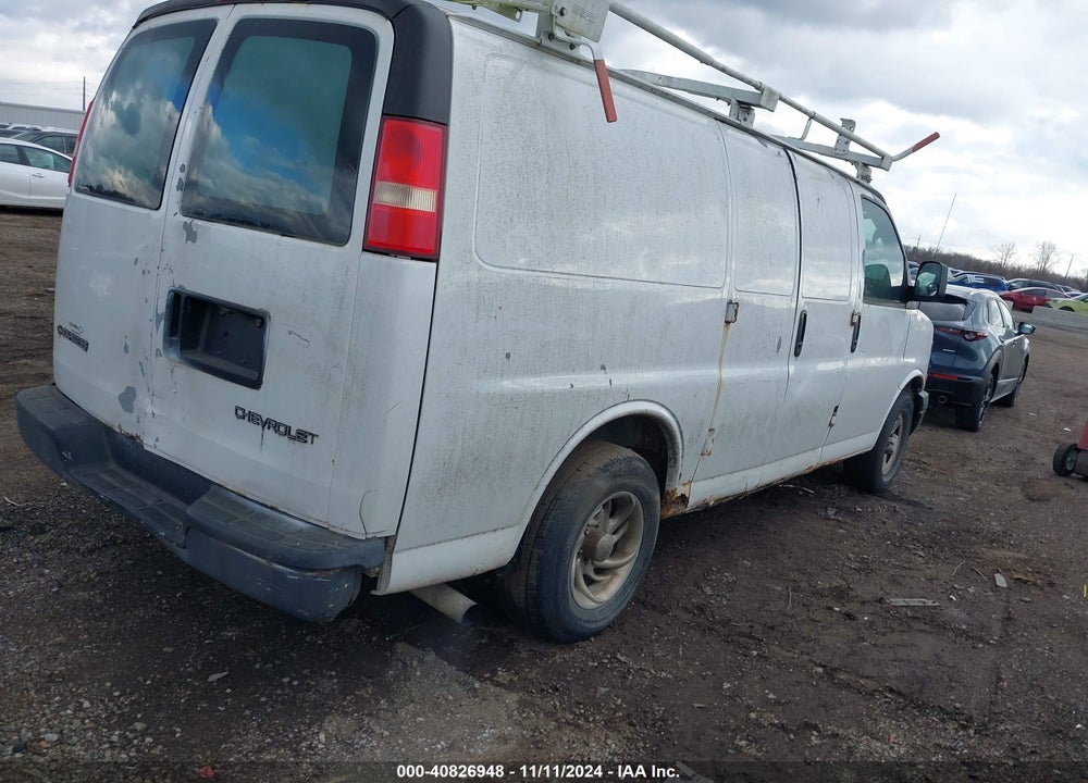 2006 CHEVROLET EXPRESS WORK VAN VIN: 1GCFG15X861255581