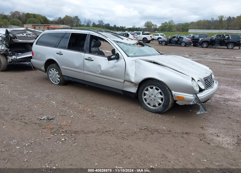 1999 MERCEDES-BENZ E 320 VIN: WDBJH65F0XA820918