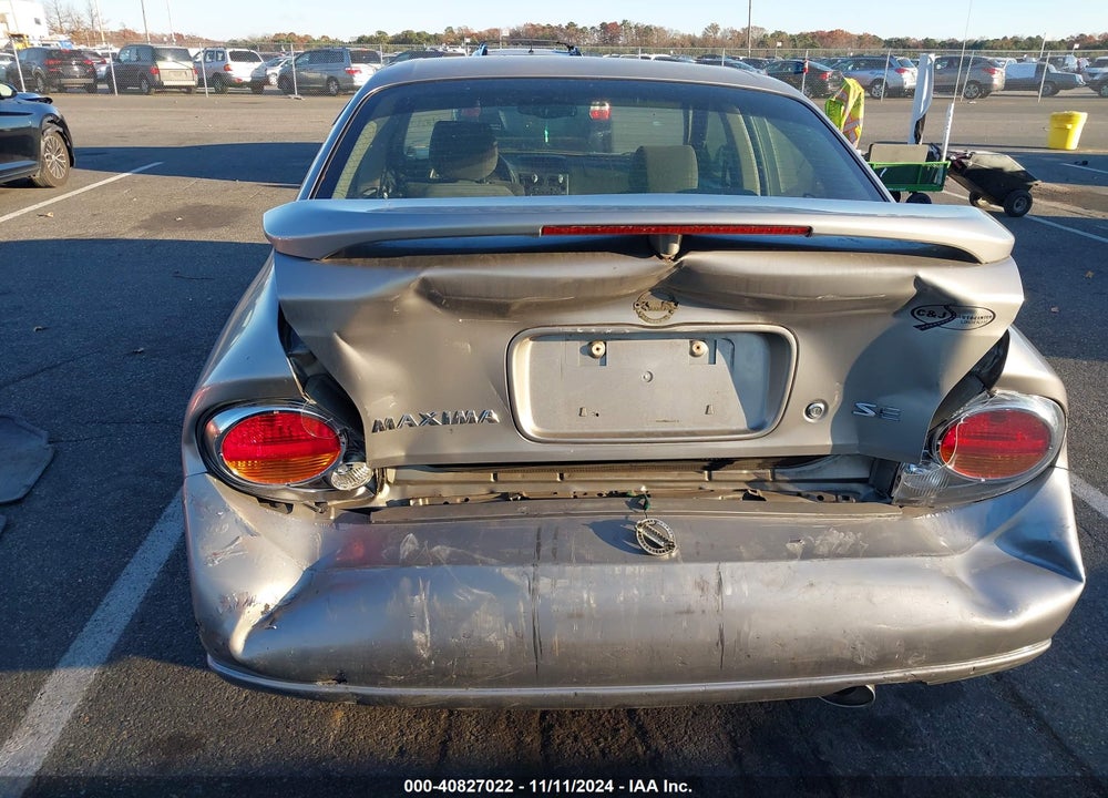 2002 NISSAN MAXIMA SE VIN: JN1DA31D02T404616