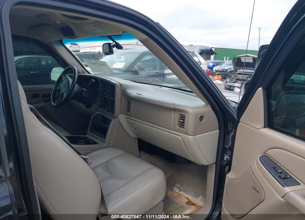 2005 GMC YUKON SLT VIN: 1GKEC13V45R153532