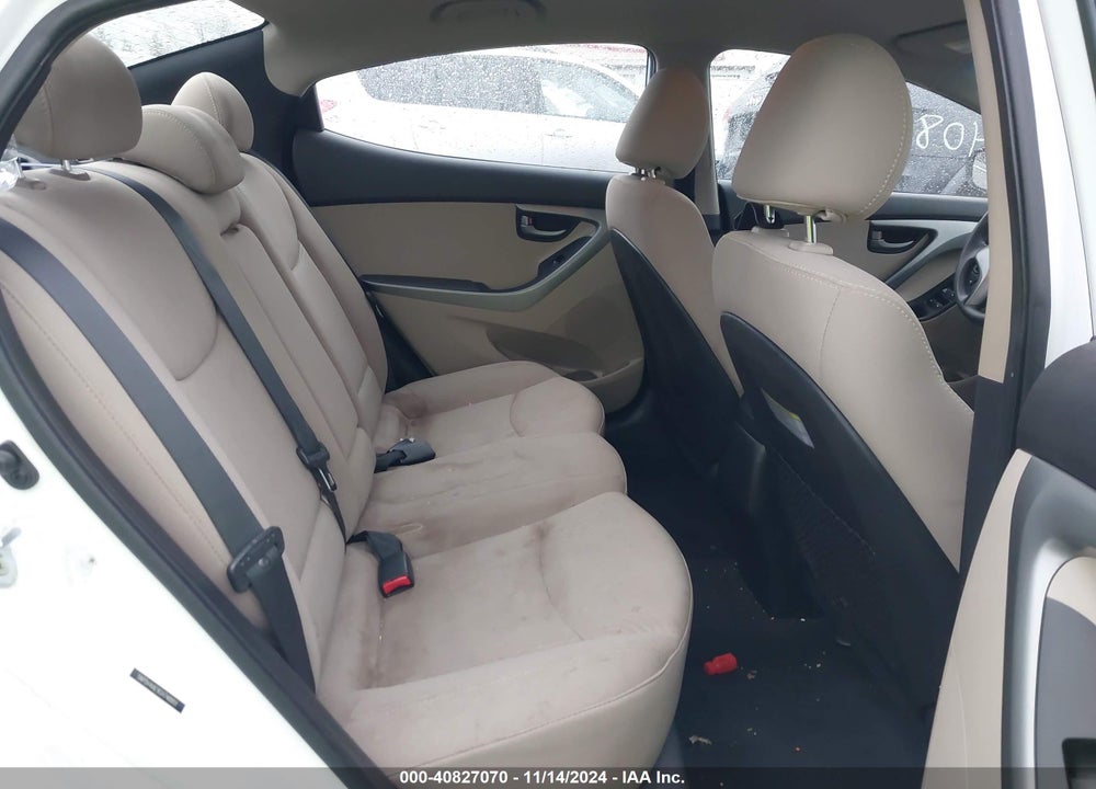 2016 HYUNDAI ELANTRA SE VIN: 5NPDH4AE9GH748951