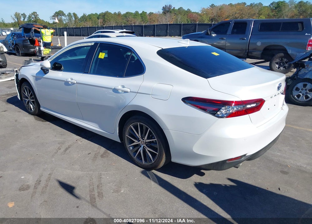2022 TOYOTA CAMRY XLE HYBRID VIN: 4T1F31AK4NU588312