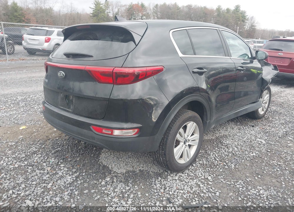 2017 KIA SPORTAGE LX VIN: KNDPMCAC4H7104104
