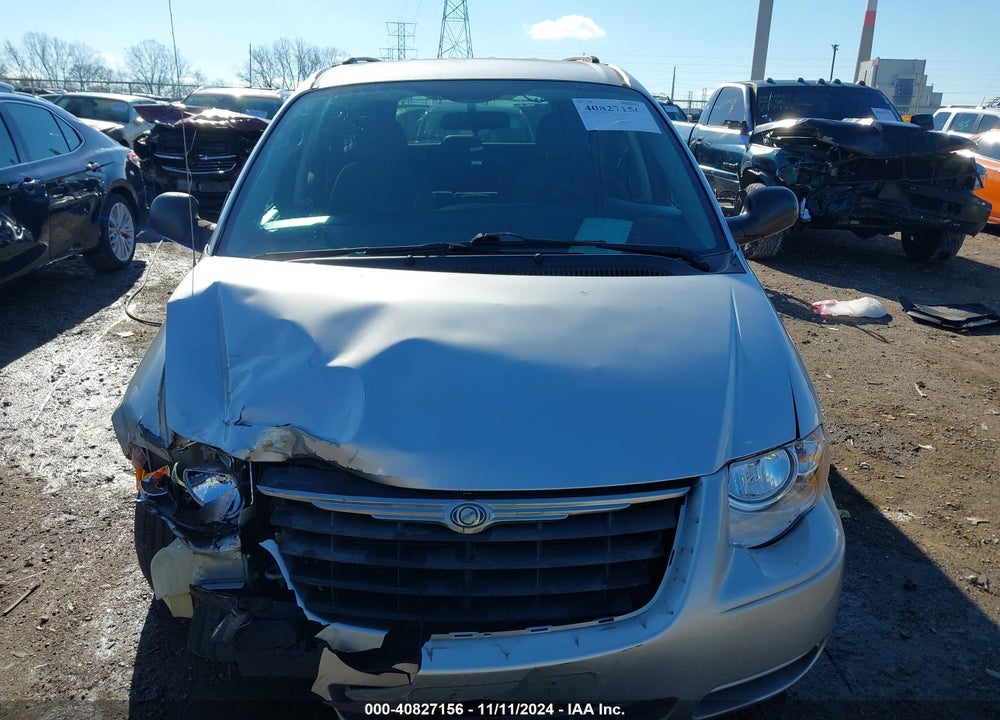 2007 CHRYSLER TOWN & COUNTRY LX VIN: 2A4GP44R97R133490