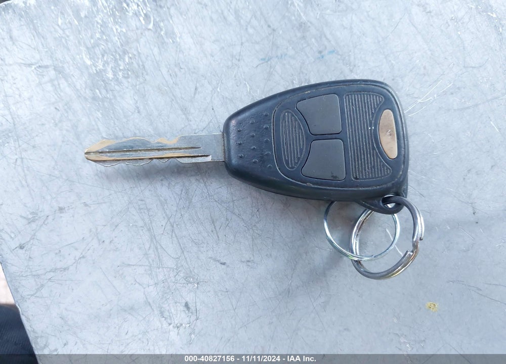 2007 CHRYSLER TOWN & COUNTRY LX VIN: 2A4GP44R97R133490