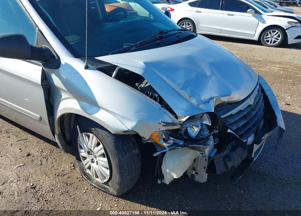 2007 CHRYSLER TOWN & COUNTRY LX VIN: 2A4GP44R97R133490