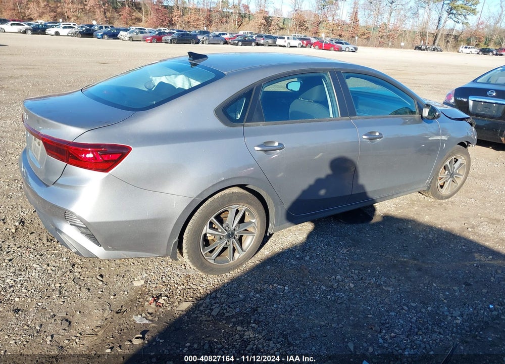 2023 KIA FORTE LXS VIN: 3KPF24AD0PE606588