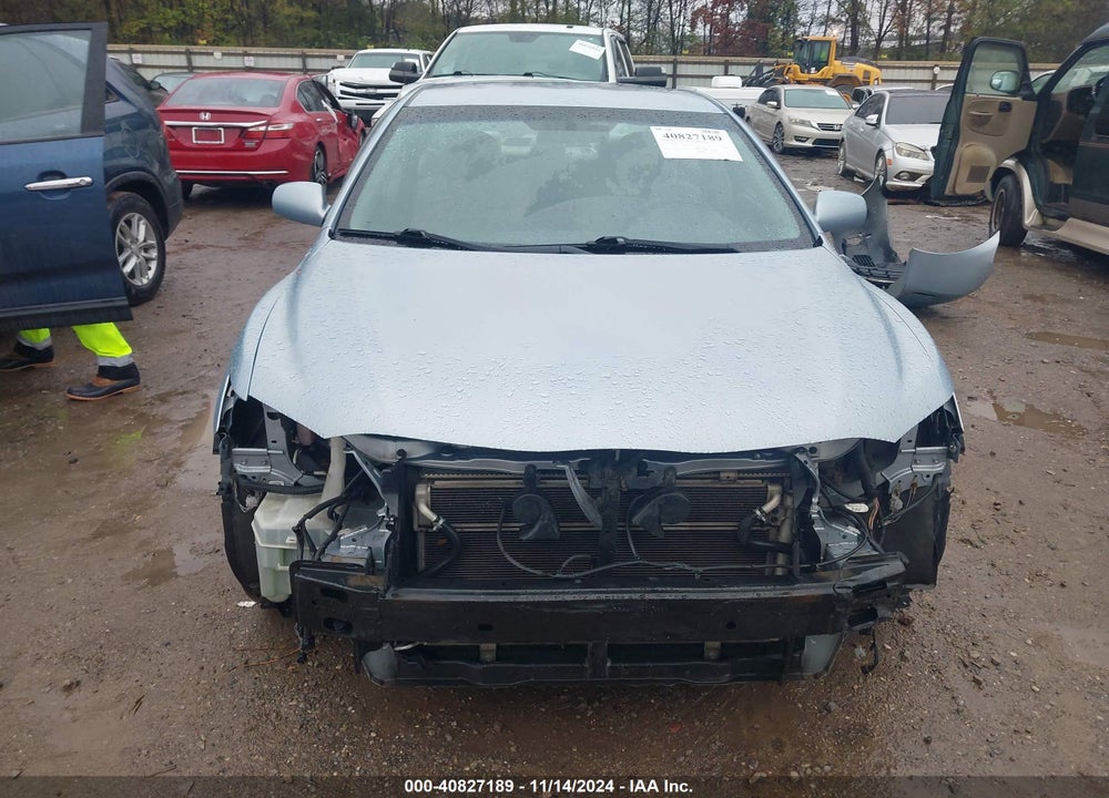 2011 TOYOTA CAMRY HYBRID VIN: 4T1BB3EK2BU141867