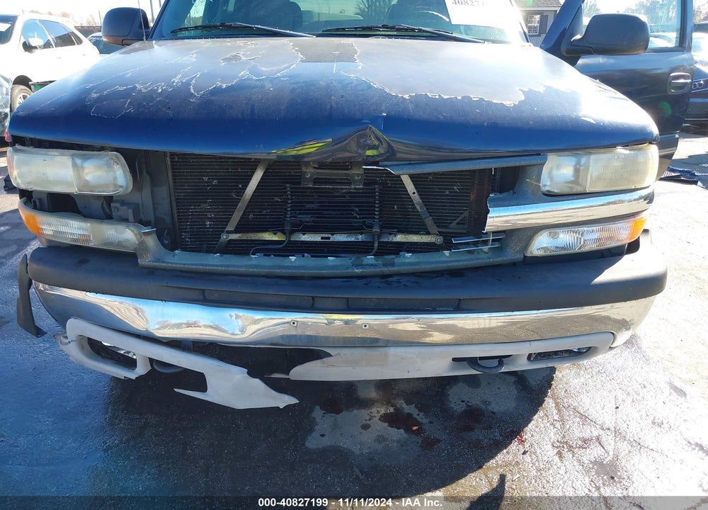 2004 CHEVROLET TAHOE LS VIN: 1GNEK13ZX4J201458