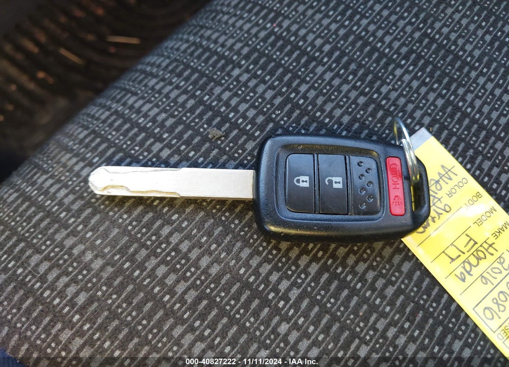 2016 HONDA FIT LX VIN: JHMGK5H57GX035978