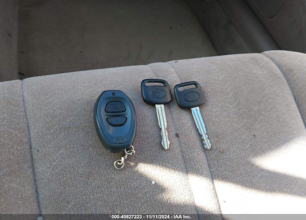 1999 TOYOTA CAMRY VIN: 4T1BG22K8XU906331
