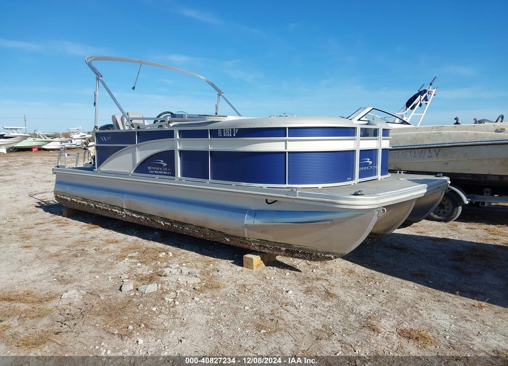 2020 BENNINGTON OTHER VIN: ETWH8779J920