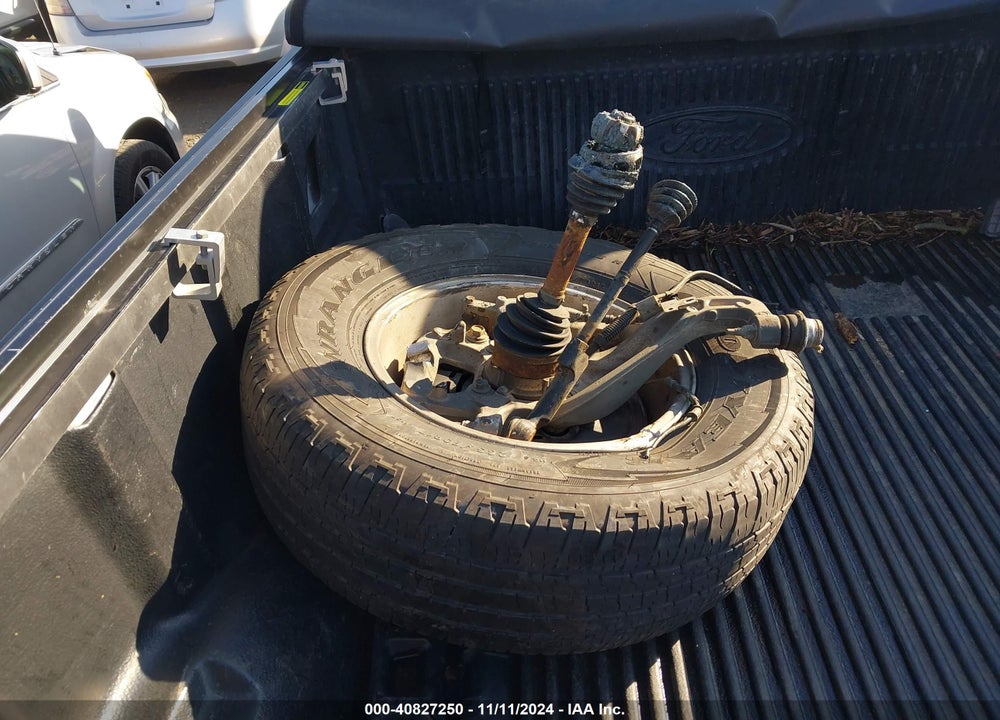 2019 FORD F-150 XLT VIN: 1FTFX1E43KKE99827