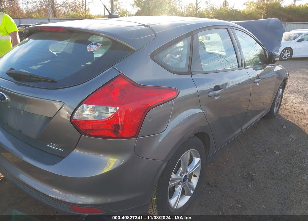 2014 FORD FOCUS SE VIN: 1FADP3K24EL182214