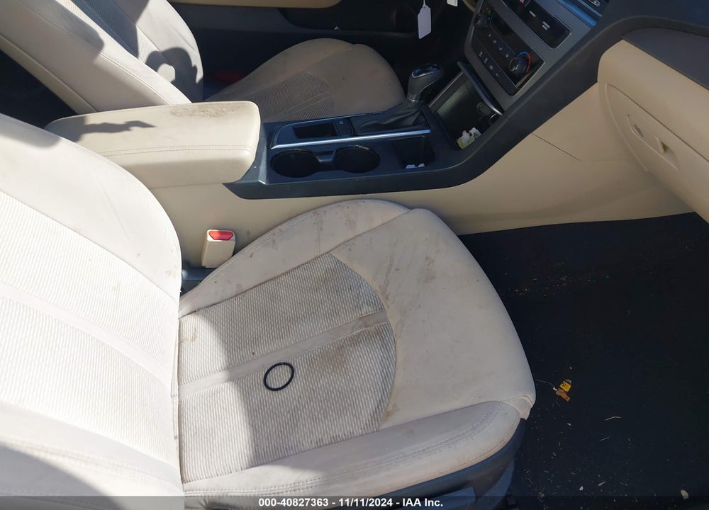2015 HYUNDAI SONATA VIN: 5NPE24AF2FH093626