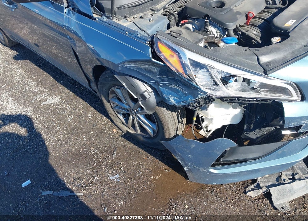 2015 HYUNDAI SONATA VIN: 5NPE24AF2FH093626